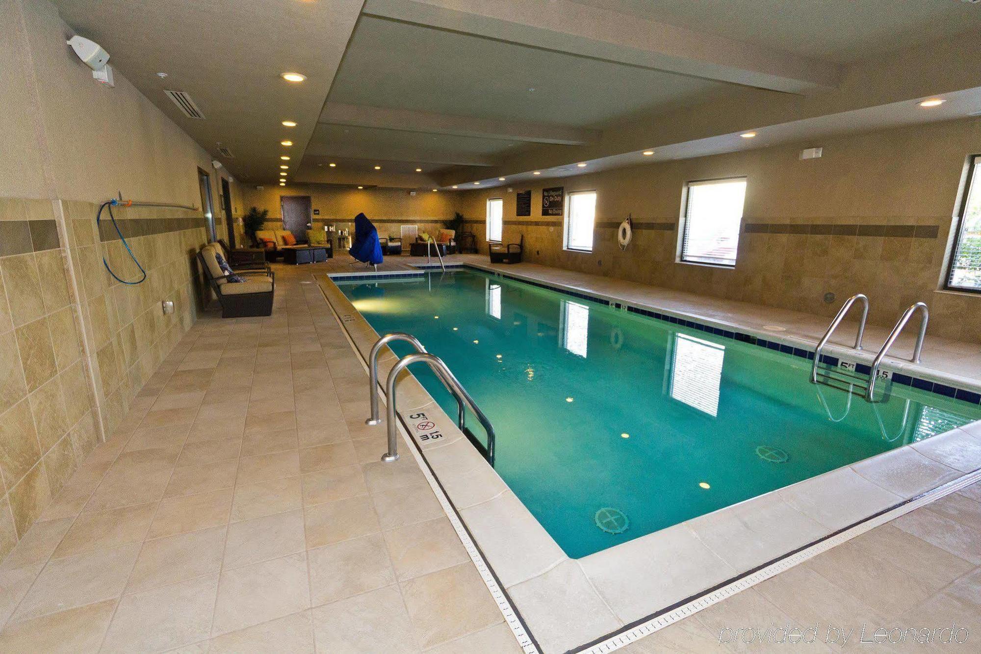 Hampton South Hotel