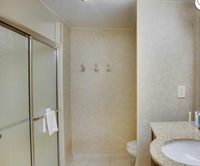Hampton South 3*